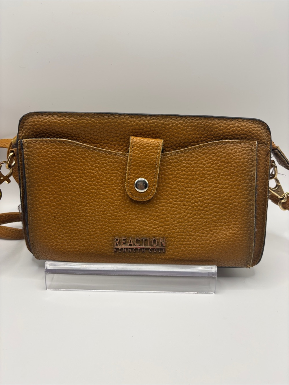 Kenneth Cole Reaction Cognac Pebbled Leather Crossbody Wallet